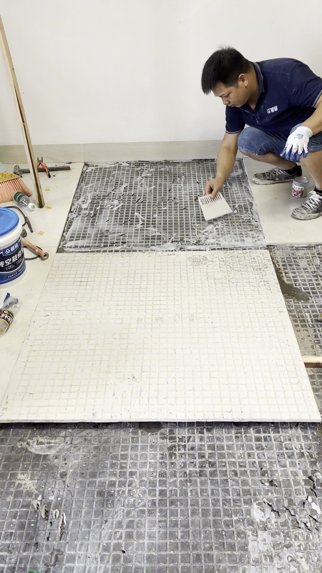 瓷砖空鼓更换(瓷砖空鼓怎么撬开来)